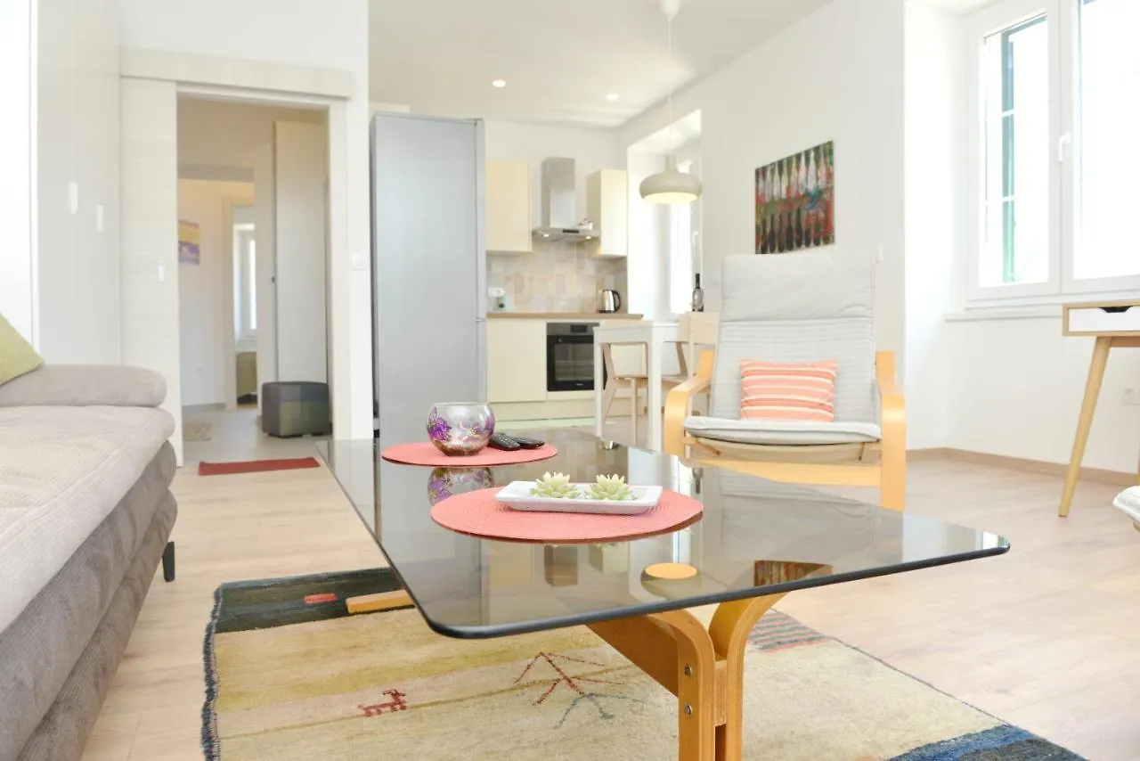 Apartman Junona - Poluotok Na Dlanu Zadar Apartment