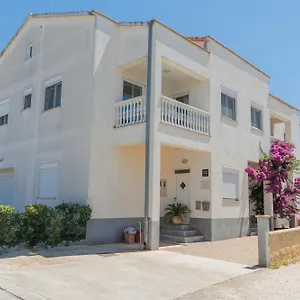 Rusula Zadar
