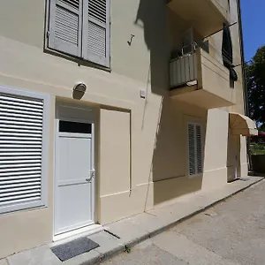 Street Apartments&room Zadar